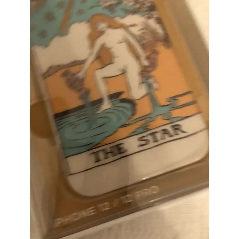 5/$15 SALE Brand New Urban Outfitters Tarot Star iPhone 12/12 Pro Case